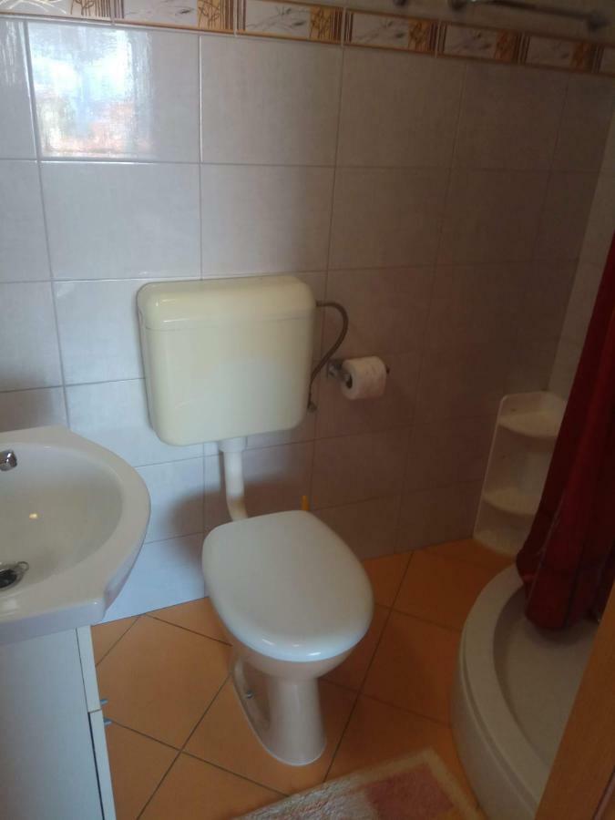 Apartmani Banic Postira Dış mekan fotoğraf